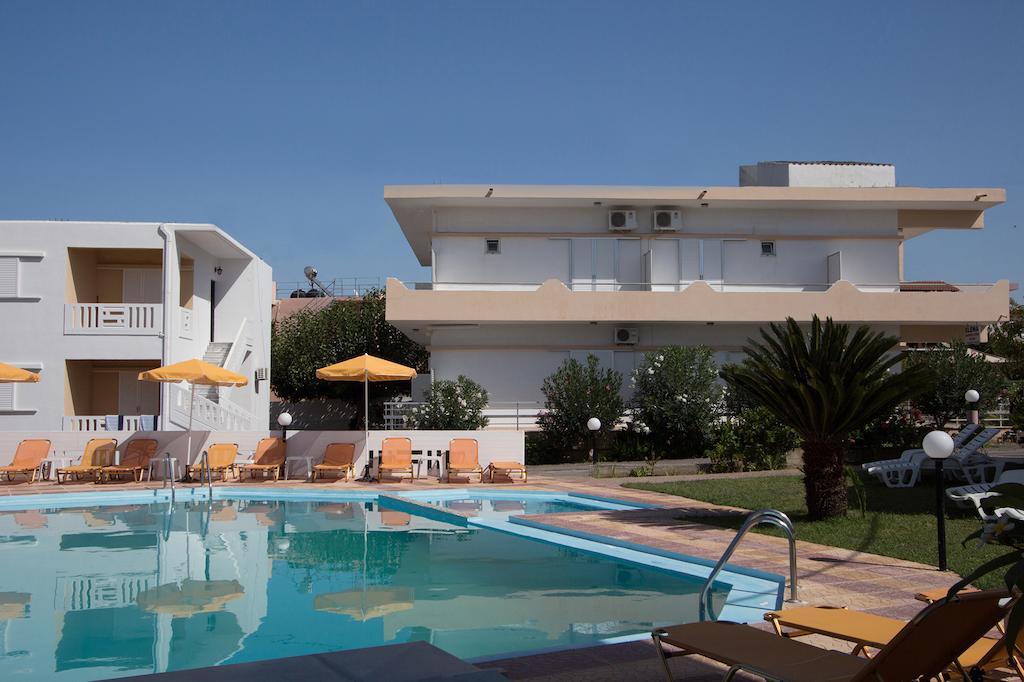 Elena Rooms & Apartments Gerani  Extérieur photo